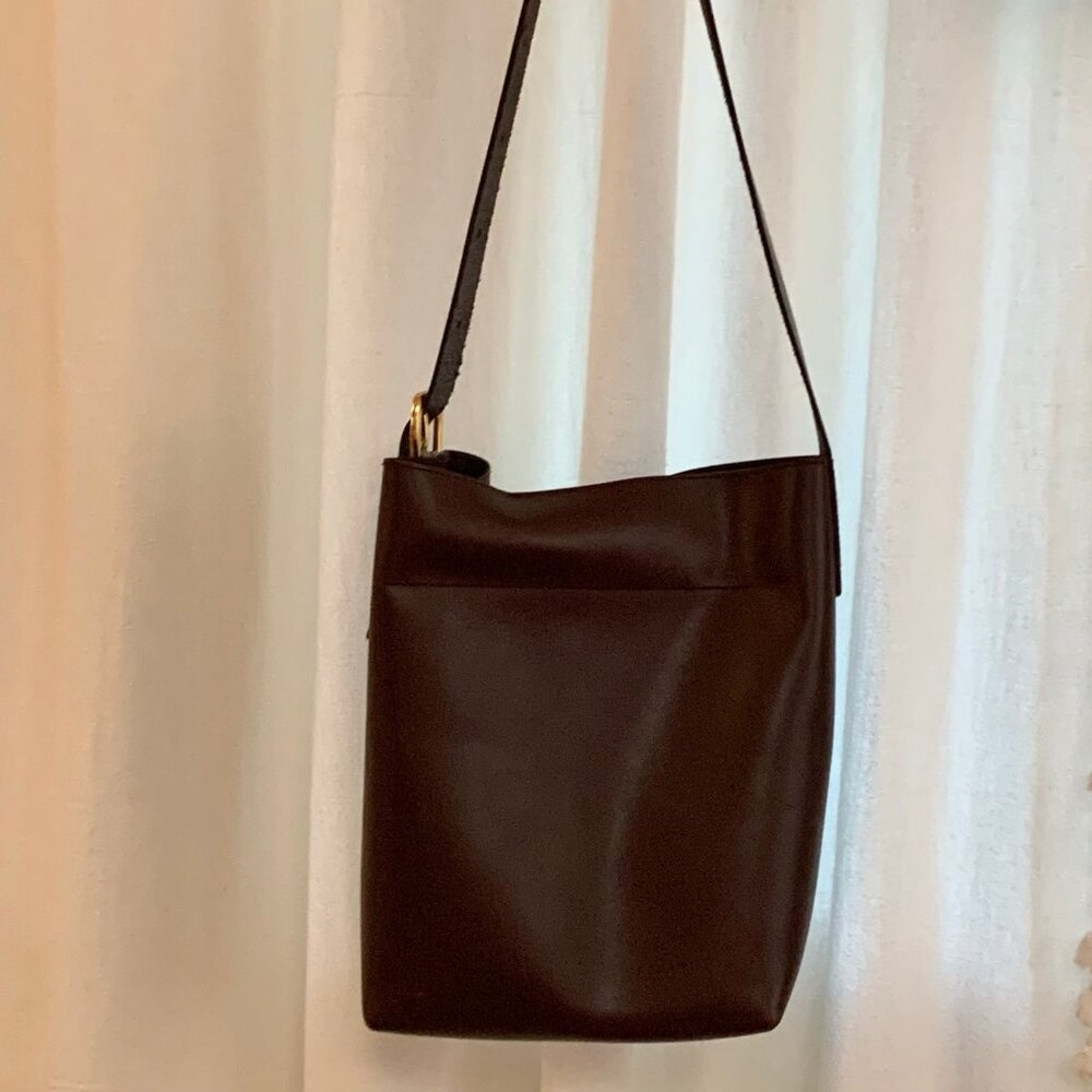 Madewell The Essential Medium Bucket Tote in Chocolate Raisin